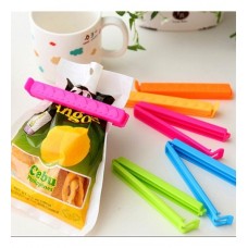 Deals, Discounts & Offers on  - Home Creations Multicolour 18 Pcs Food Pouch Sealing Clips In 3 Sizes
