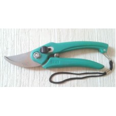 Deals, Discounts & Offers on Hand Tools - Manshi Garden Tools PRUNNING-04 Bypass Pruner(Manual)