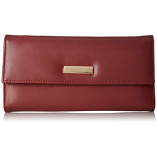 Deals, Discounts & Offers on Watches & Handbag - Nelle Harper Women\'s Wallet (Maroon)