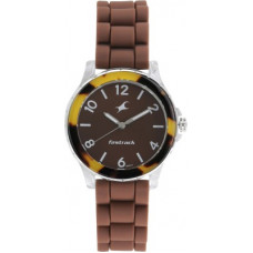 Deals, Discounts & Offers on Watches & Wallets - Fastrack 68009PP08 Trendies Analog Watch - For Women