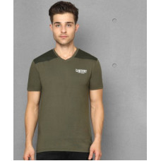 Deals and Offers on  - METRONAUTSolid Men V Neck Dark Green T-Shirt Deals, Discounts & Offers on  - METRONAUTSolid Men V Neck Dark Green T-Shirt
