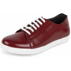 Deals and Offers on Men - LOUIS STITCHSneakers For Men(Red) Deals, Discounts & Offers on Men - LOUIS STITCHSneakers For Men(Red)