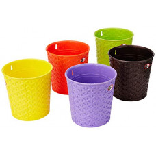 Deals, Discounts & Offers on Gardening Tools - Gardens Need Virgin Plastic Maryam Pot | Set of 5 Planter, (14cm x 14cm x 11cm, Multicolour)