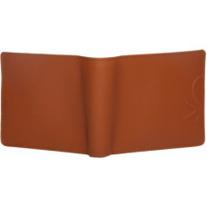 Deals, Discounts & Offers on  - United Colors of BenettonMen Tan Genuine Leather Wallet - Regular Size(10 Card Slots)