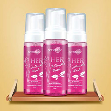Deals, Discounts & Offers on Beauty Care - Skinatura Her Intimate Wash | Women Intimate Areas Wash Ph Balanced Formula with Aloe Vera extracts and Tea Tree Oil | Combo Pack of 4 (450ml)