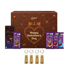 Deals, Discounts & Offers on  - Cadbury chocolate gift pack with fairy lights, 308g