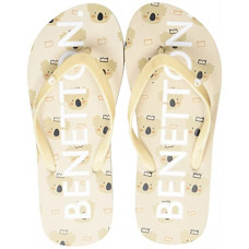 Deals, Discounts & Offers on  - United Colors of Benetton unisex-child 22p8cffpb087i Slipper