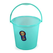 Deals, Discounts & Offers on Home Improvement - Cello Plastic Frosty Bucket DLX, 16 litres, Green (CLO_FRSTY_BCKT_16L_GRN)