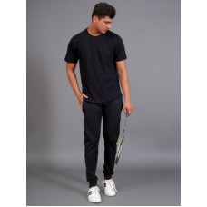 Deals, Discounts & Offers on  - [Sizes M, L, XL] KraasaSolid Men Co-ords Track Suit