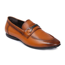 Deals, Discounts & Offers on  - Zoom Shoes Mens At1141 Loafers