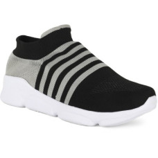 Deals, Discounts & Offers on Men - Khadim'sContrast Running Shoes For Men(Grey)