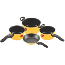 Deals and Offers on Cookware - Pigeon Master Chef Non-Stick Coated Cookware Set(Aluminium, 4 - Piece) Deals, Discounts & Offers on Cookware - Pigeon Master Chef Non-Stick Coated Cookware Set(Aluminium, 4 - Piece)