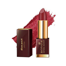 Deals, Discounts & Offers on Beauty Care - Biotique Natural Makeup Matte Diva Pout Lipstick - Flaming Desire, 4g