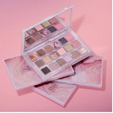 Deals and Offers on Beauty Care - URBANMAC Rose Quartz Matte Finish Eyeshadow Palette (18 Shades) Matte Finish Deals, Discounts & Offers on Beauty Care - URBANMAC Rose Quartz Matte Finish Eyeshadow Palette (18 Shades) Matte Finish