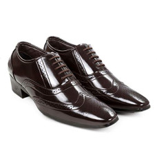 Deals, Discounts & Offers on  - [Sizes 5 UK, 7 UK, 9 UK, 10 UK] BXXY TAN Height Increasing British Full Brogue Shoes