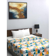 Deals, Discounts & Offers on  - Rubix Home All Season Green Super Comfortable Reversible Double Bed 3 Ply Dohar