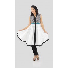 Deals, Discounts & Offers on Women Clothing - Tops, Tunics Under Rs. 999