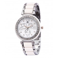 Deals, Discounts & Offers on Men - Iik Collection Round Dial and White Chain Quartz Watch