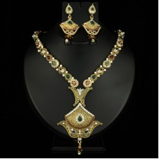 Deals, Discounts & Offers on Earings and Necklace -  Upto 75% off + Extra 15% off on Fashion Jewellery for Her