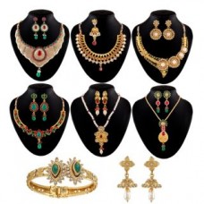 Deals, Discounts & Offers on Earings and Necklace - Wedding Jewellery Collection