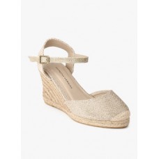 Deals, Discounts & Offers on Foot Wear - Espadrilles and bellies - upto 60% OFF.