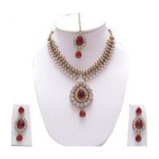 Deals, Discounts & Offers on Earings and Necklace - Manukunj American Diamond Necklace Set