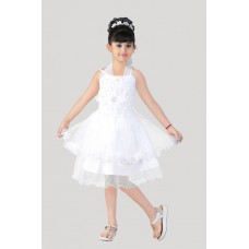 Deals, Discounts & Offers on Kid's Clothing - Min 40% off on Kids Clothing T-Shirts Dresses & More