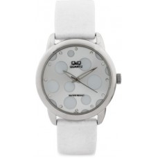 Deals, Discounts & Offers on Women - Q&Q GS51J301Y Analog Watch For Women