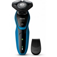Deals, Discounts & Offers on Trimmers - Upto 22% on Philips- mens grooming