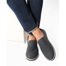 Deals, Discounts & Offers on Foot Wear - Casual shoes and Slip-ons store men and women