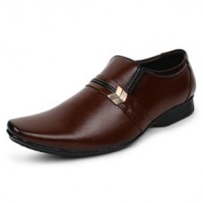 Deals, Discounts & Offers on Foot Wear - Formal Shoes Starting @ Rs.299