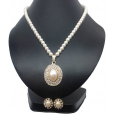 Deals, Discounts & Offers on Women - Upto 80% offer on Artificial Jewellery