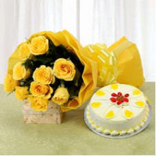 Deals, Discounts & Offers on Home Decor & Festive Needs - Flowers & Cake Combo Offer