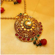 Deals, Discounts & Offers on Earings and Necklace - Rajputana Branded Earnings