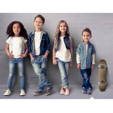 Deals, Discounts & Offers on Kid's Clothing - Rs. 200 OFF on purchases from the Premium Store