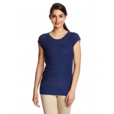Deals, Discounts & Offers on Women Clothing - Flat 70% off on Levi's Women's Printed T-Shirt