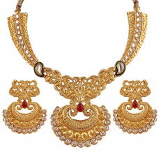 Deals, Discounts & Offers on Women - Variation Red & Green Kundan Gold Plated Necklace Set For Women