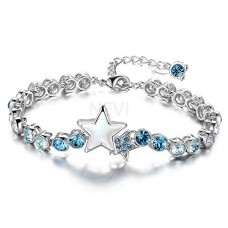 Deals, Discounts & Offers on Women - Flat 78% offer on Bracelet Jewellery for Women