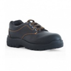 Deals, Discounts & Offers on Foot Wear - Tek-Tron Atom Safety Shoes at 82% Off