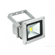 Deals, Discounts & Offers on Electronics - Flat 13% offer on SOLO 10W Led Flood Light